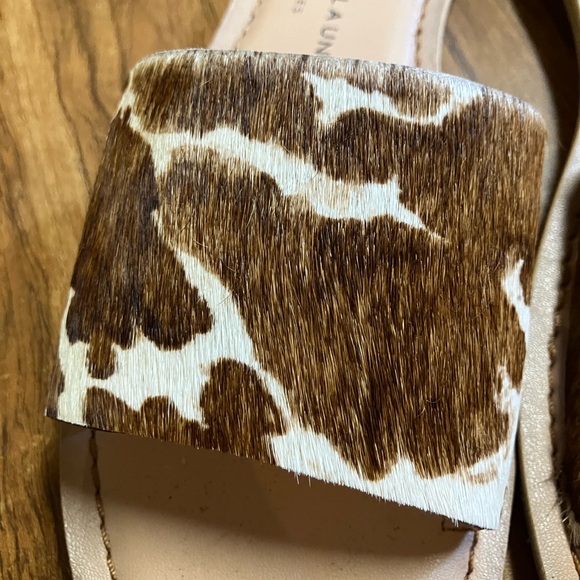 New Chinese Laundry cow slides 8 - Picture 6 of 7